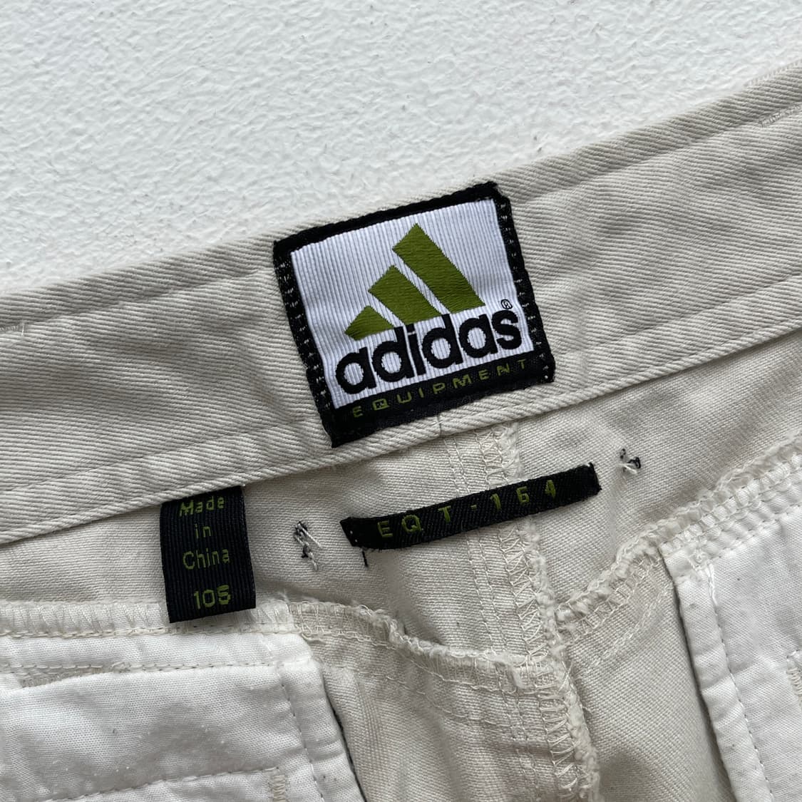아디다스 이큅먼트 멀티 포켓 라이트 베이지 카고 팬츠 상품이미지9