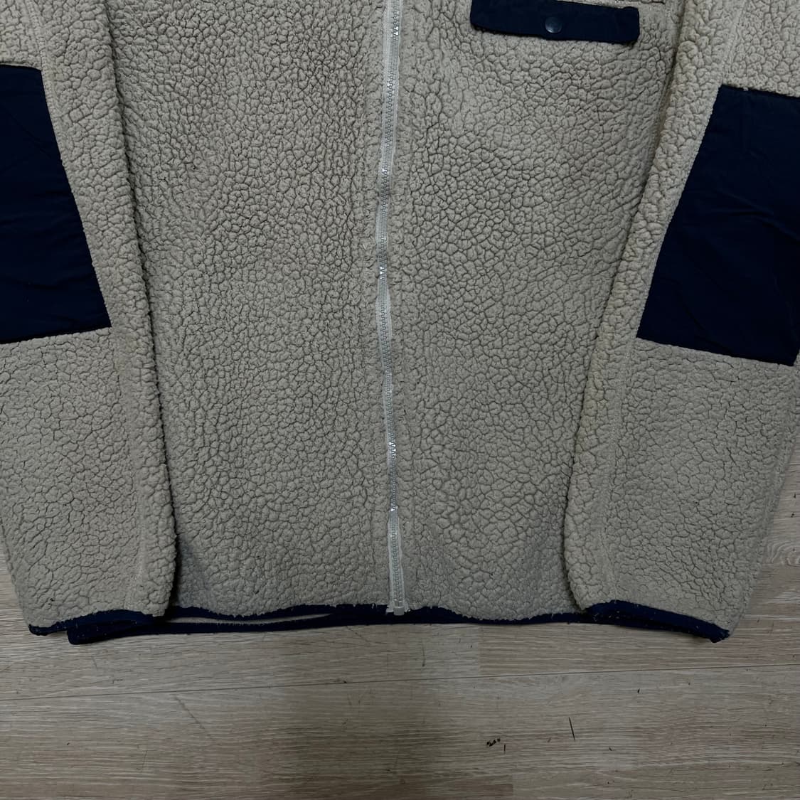 몽벨 엘보패치 배색 포켓 뽀글이 후리스 자켓 [베이지] L/100 상품이미지3