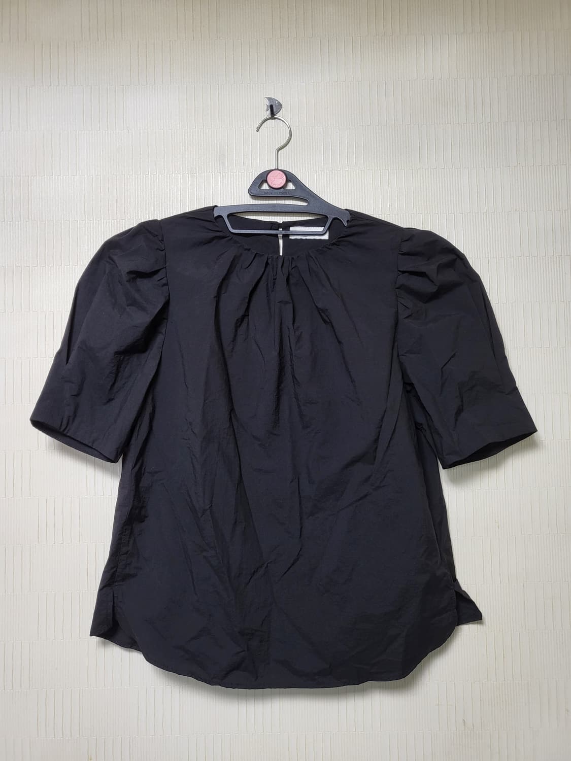 헤지스 여성 반팔 블라우스 상품이미지1