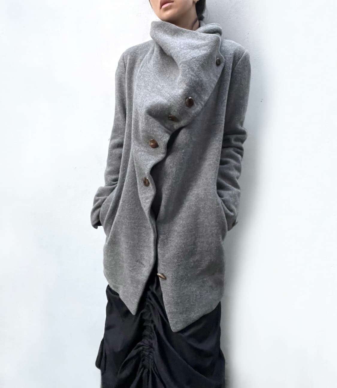 Asymmetric 하이넥 드레이핑 코트 상품이미지8