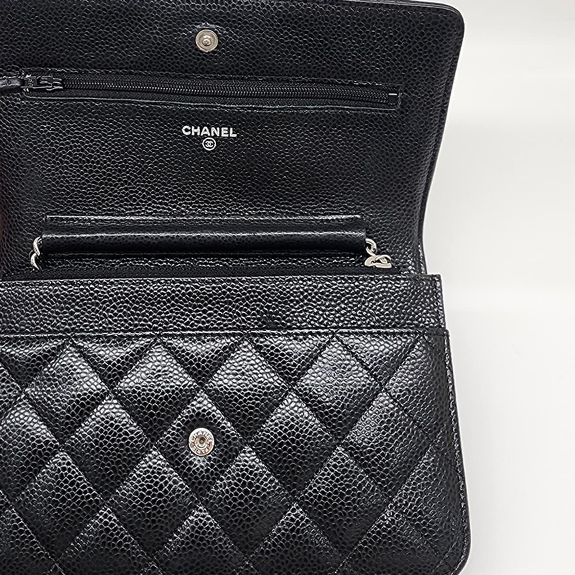 샤넬 WOC 캐비어 클래식 은장 블랙 #25 상품이미지4