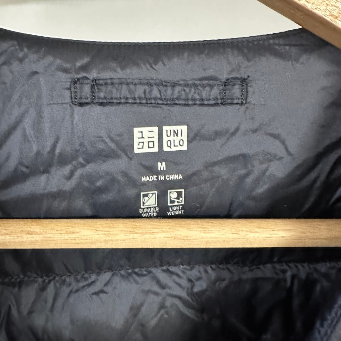 유니클로 경량 패딩 상품이미지2