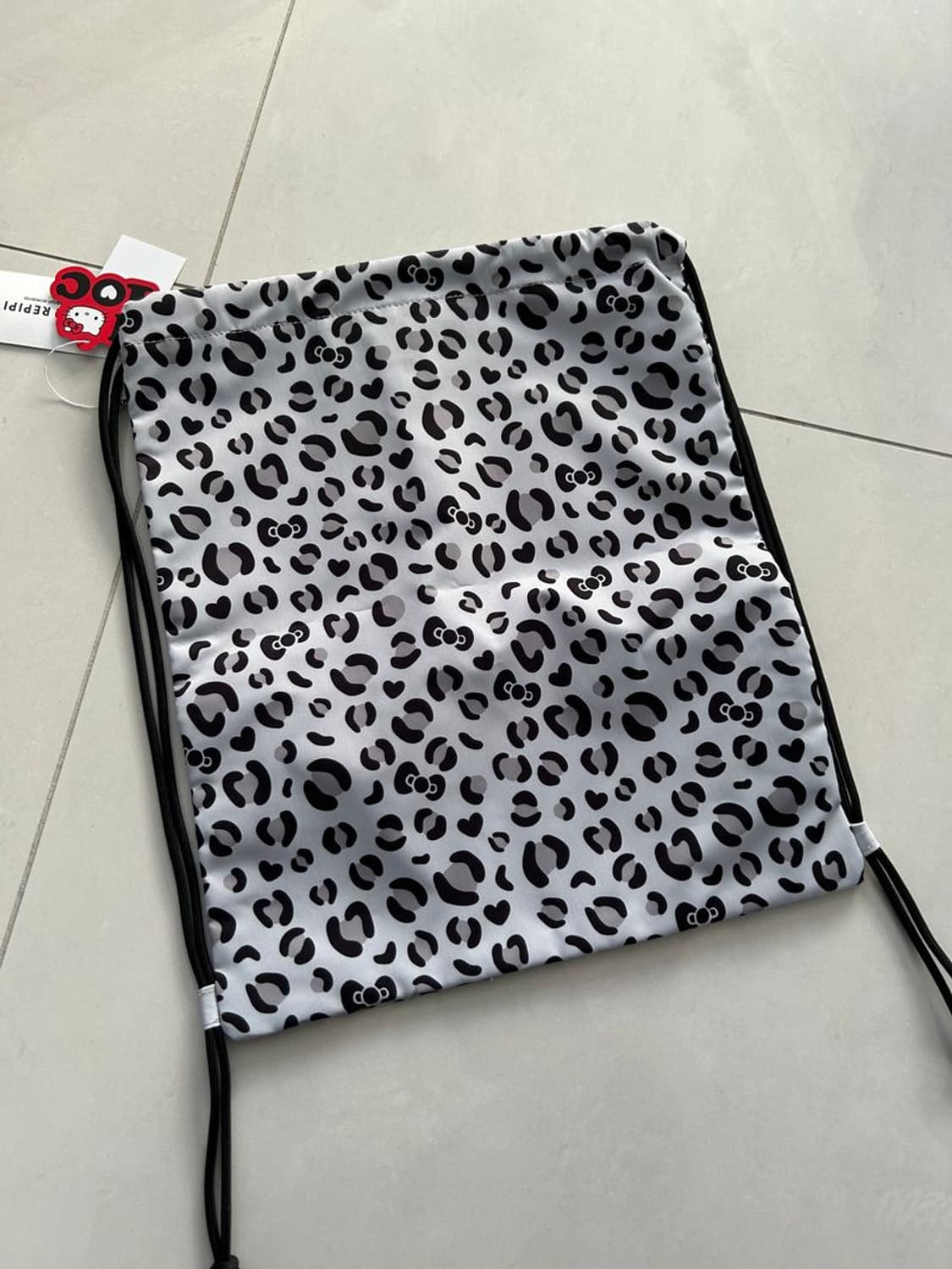 HELLO KITTY DRAWSTRING BACKPACK 헬로키티 백팩 상품이미지3