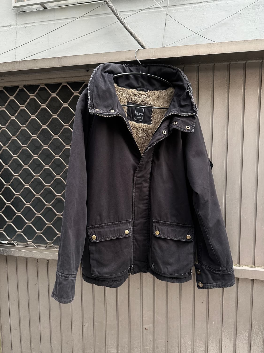 Grunge neck detail fur jacket 상품이미지1