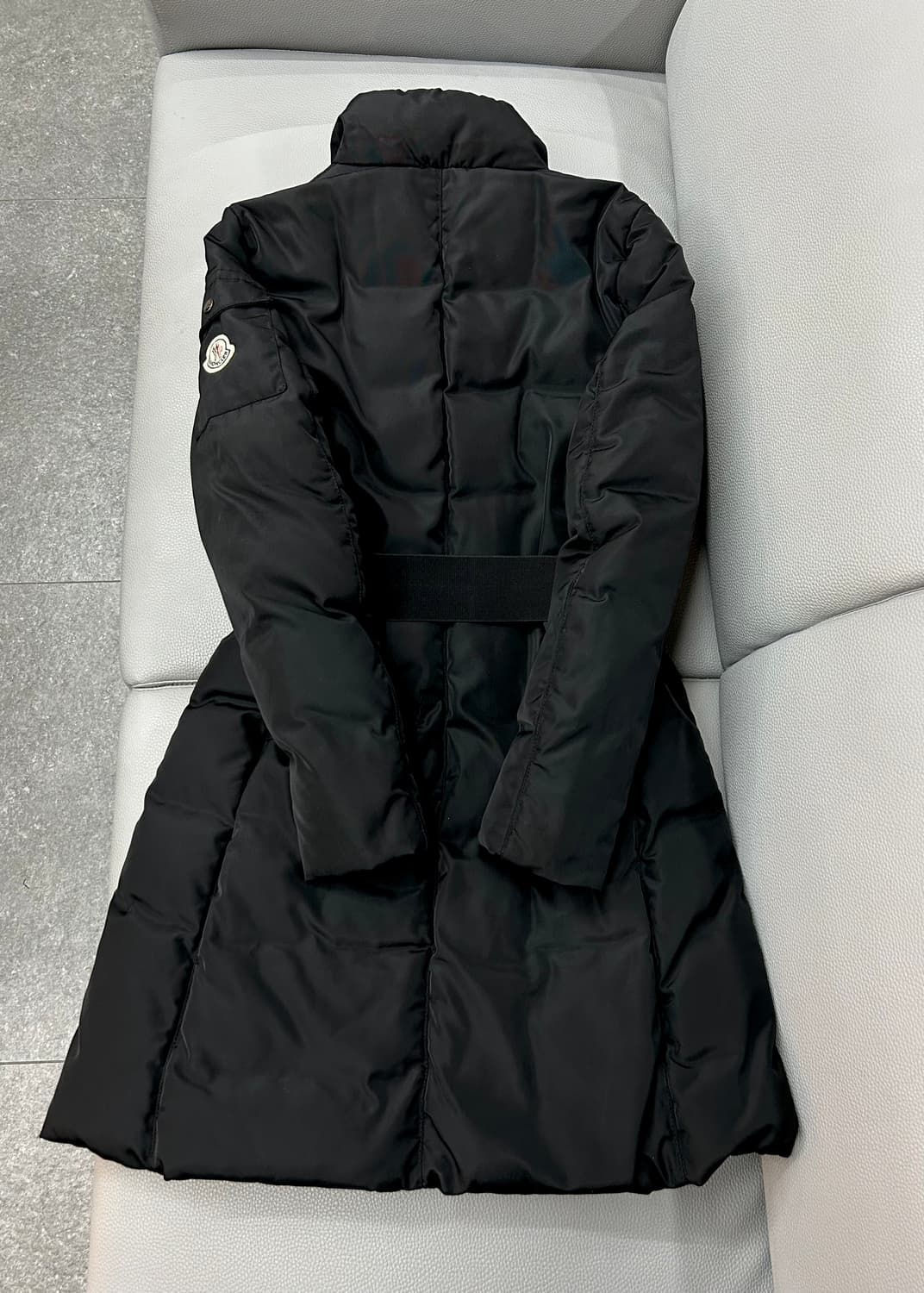 몽클레어 여성 블랙 롱패딩(1) 상품이미지5