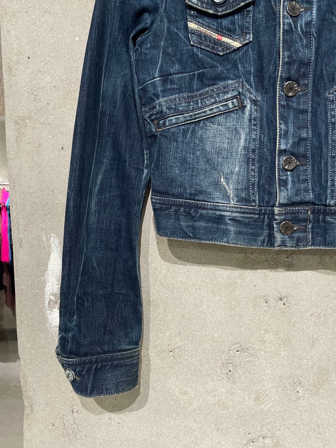 디젤 중청 슬림 워싱 크롭 데님 자켓 상품이미지4