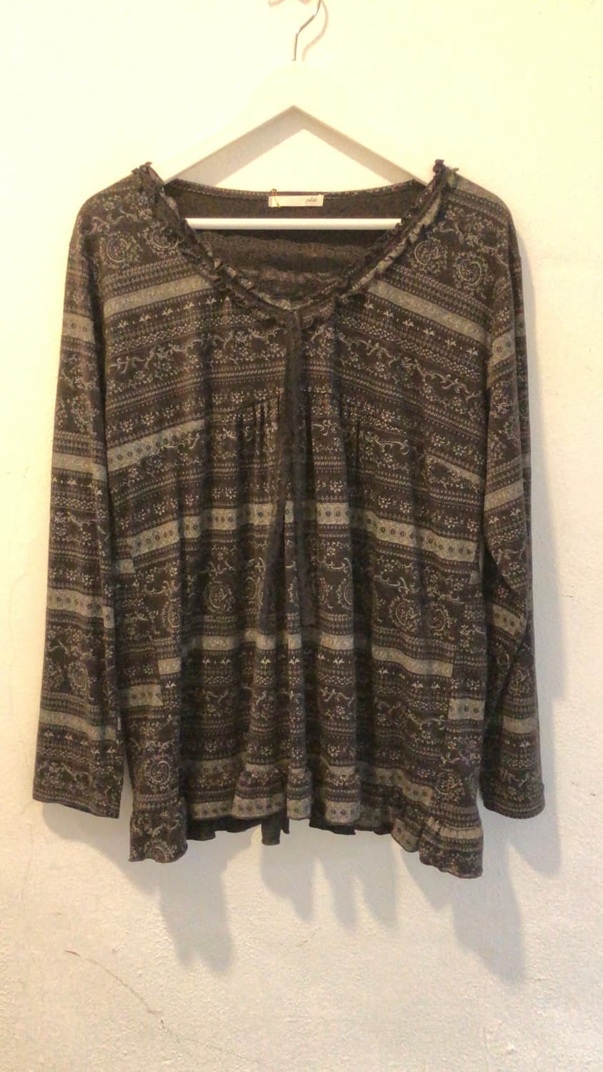 오리엔탈 패턴 레이스 롱슬리브 상품이미지1