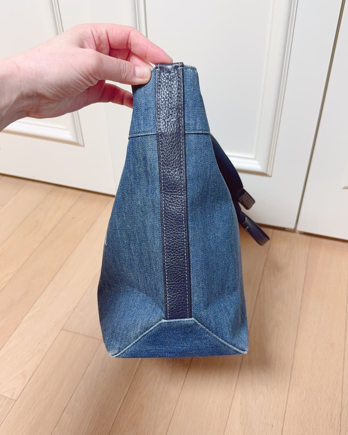 코치 데님 토트백 상품이미지3