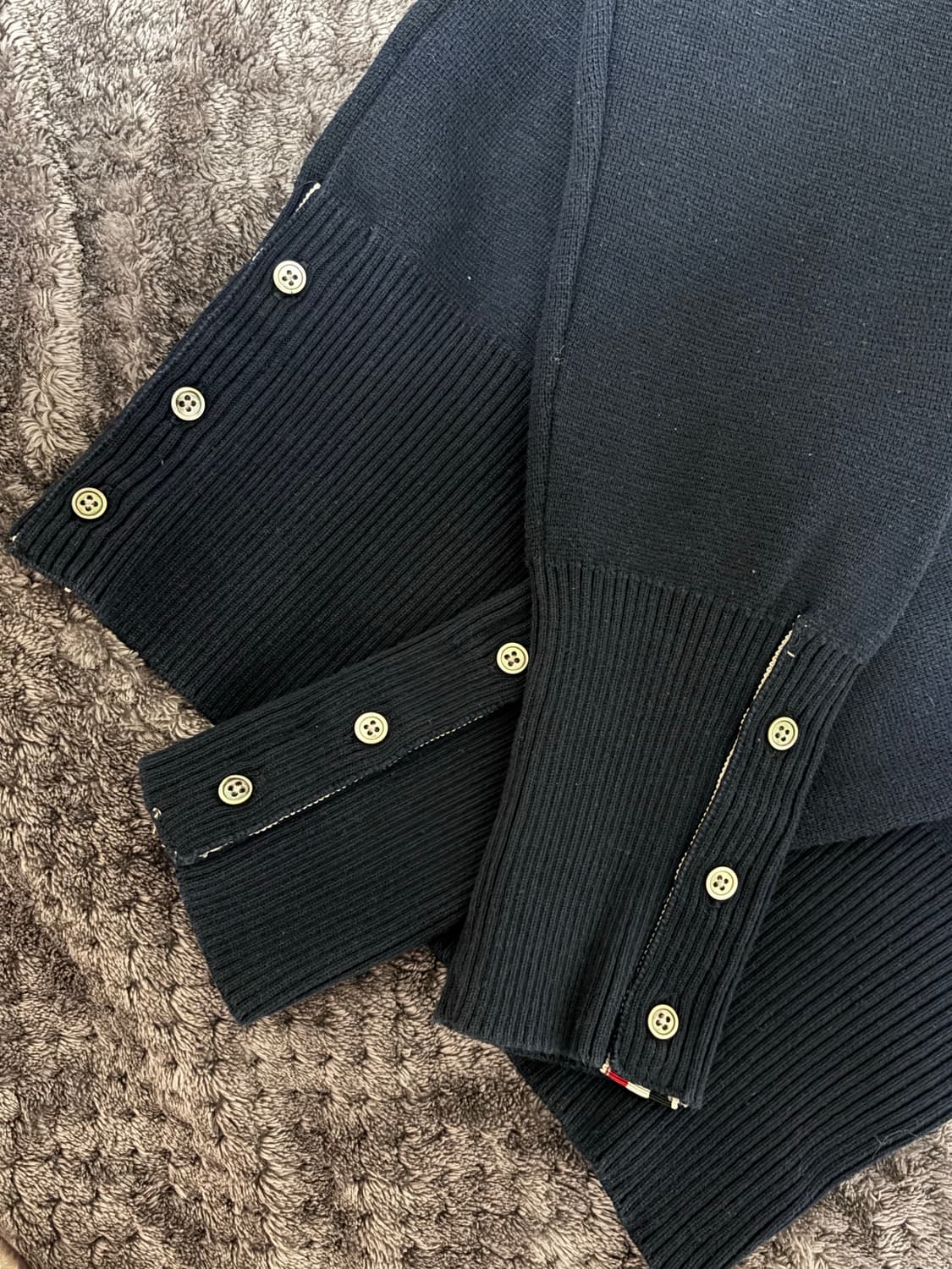 톰브라운 니트 네이비 상품이미지3