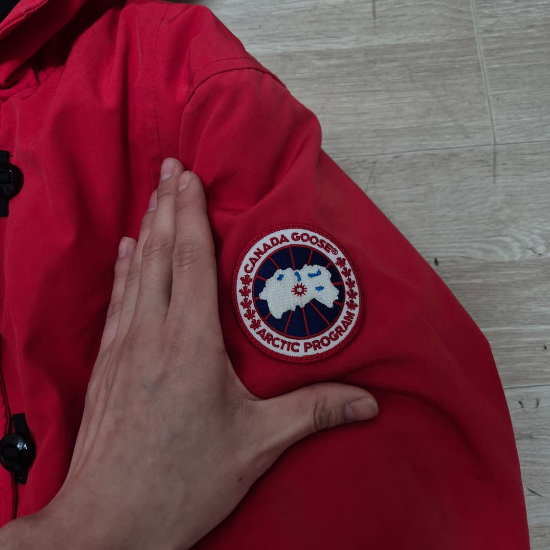 캐나다구스 여성 와펜 후드 롱패딩 점퍼 S(90) 상품이미지4