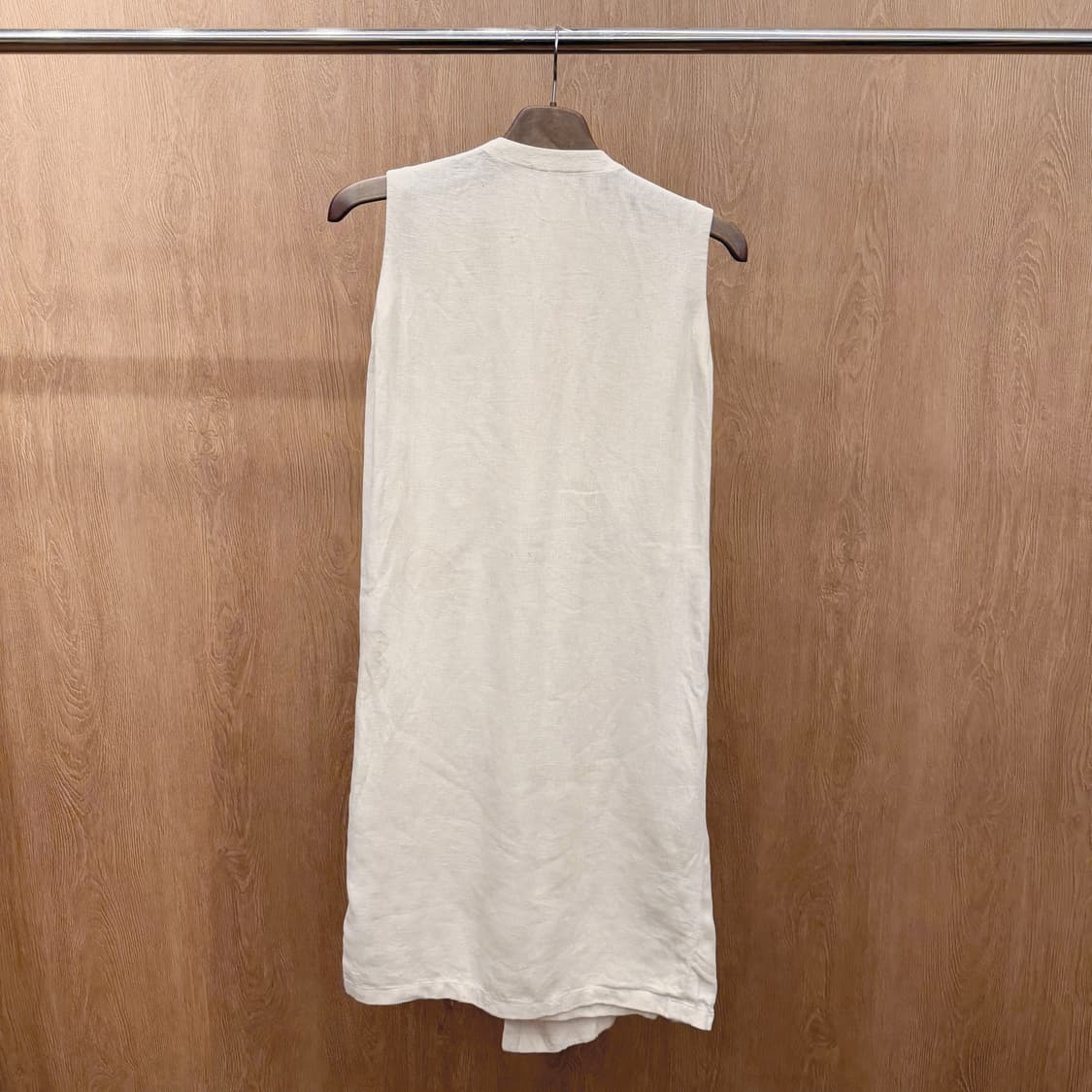 에르메스 파리 린넨 슬리브리스 레이어드 원피스 메탈 버클 디테일 아이보리 상품이미지3