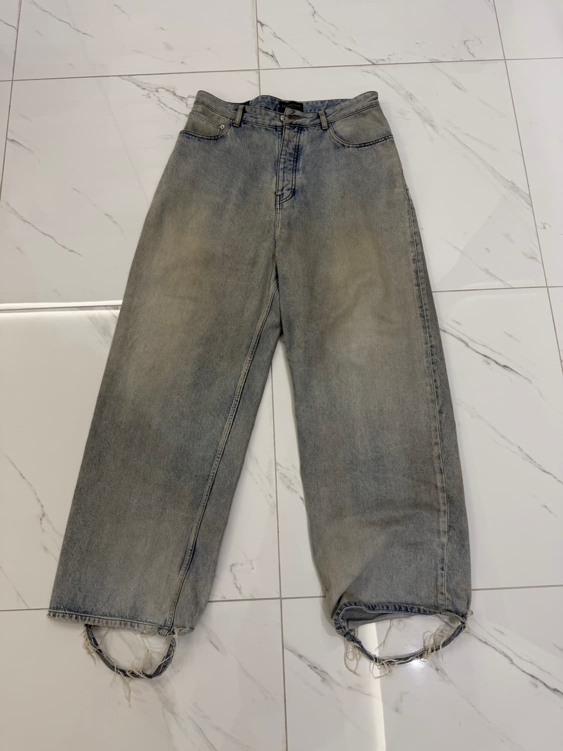 [M]발렌시아가 라지배기 팬츠 연청 상품이미지1