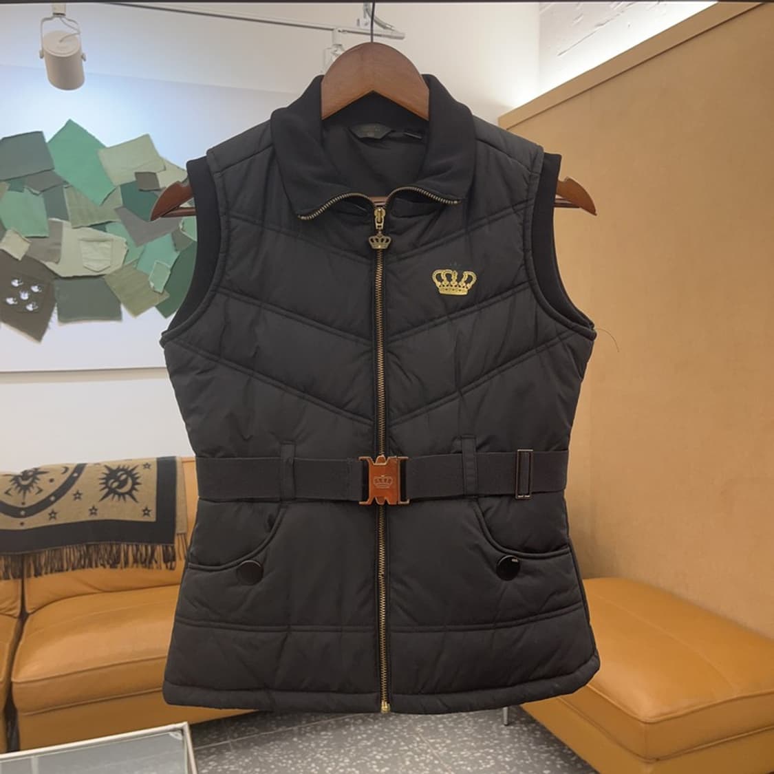 아디다스 리스펙트미 슬림핏 벨티드 패딩 조끼 90 C06860 상품이미지3