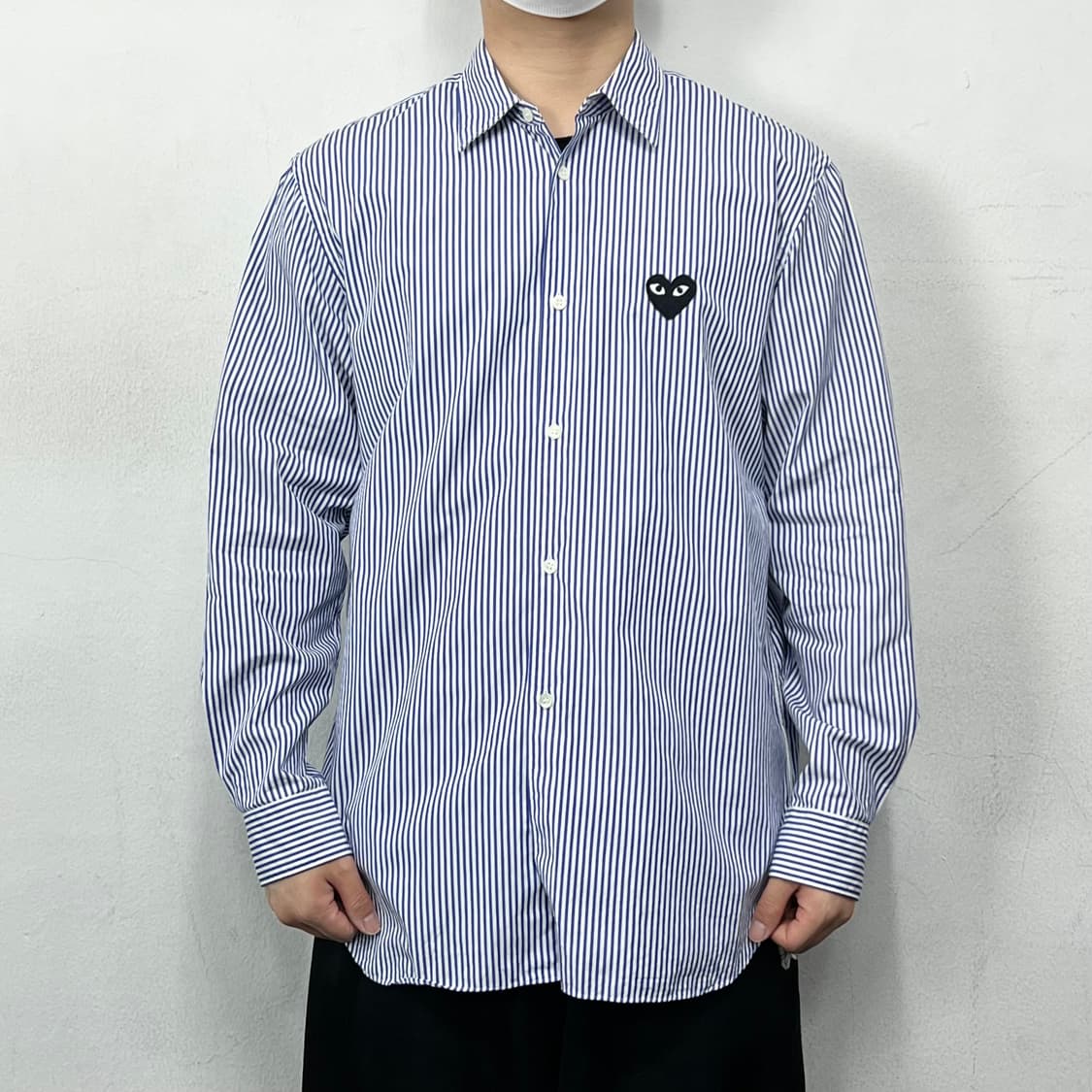꼼데가르송 블랙 하트와펜 스트라이프 셔츠 상품이미지2