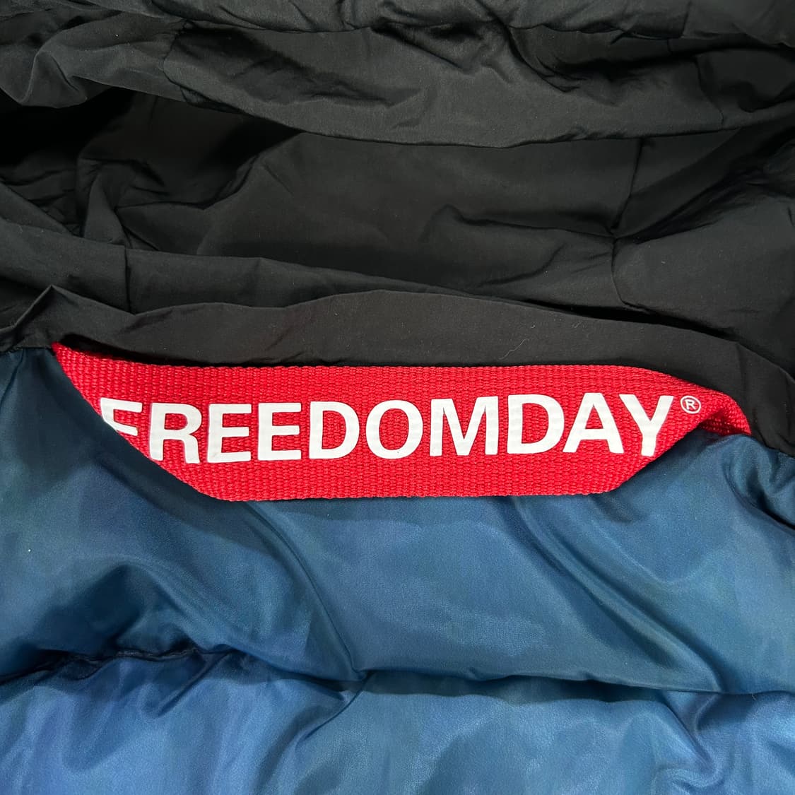 프리덤데이 롱패딩 이탈리아산 현재매물 없음 상품이미지2