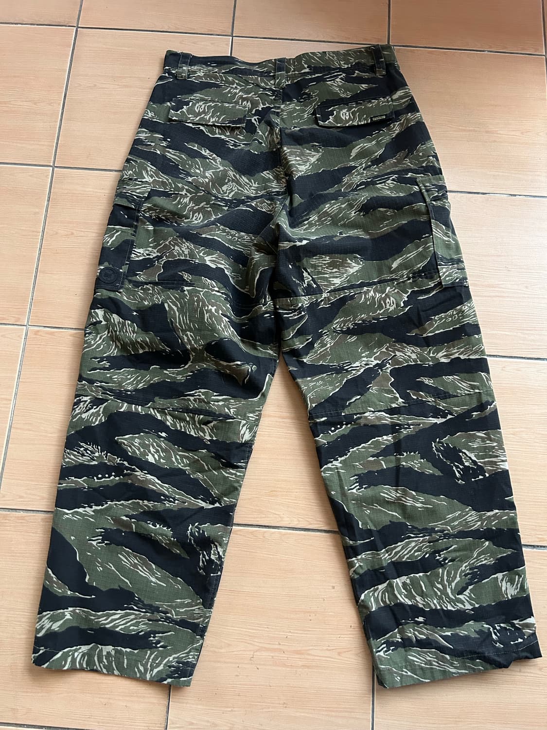 브라운브레스 타이거카모 와이드팬츠 상품이미지4