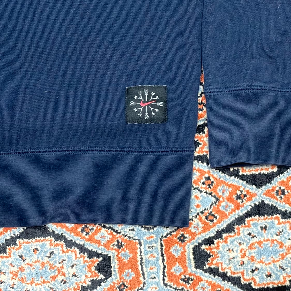 나이키 눈꽃 프린팅 네이비 맨투맨 남성XXL 상품이미지4