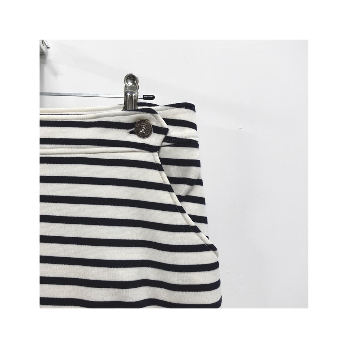 [36]OLDENGLAND 올드잉글랜드 스프라이프 프렌치 트레이닝 스커트 상품이미지4