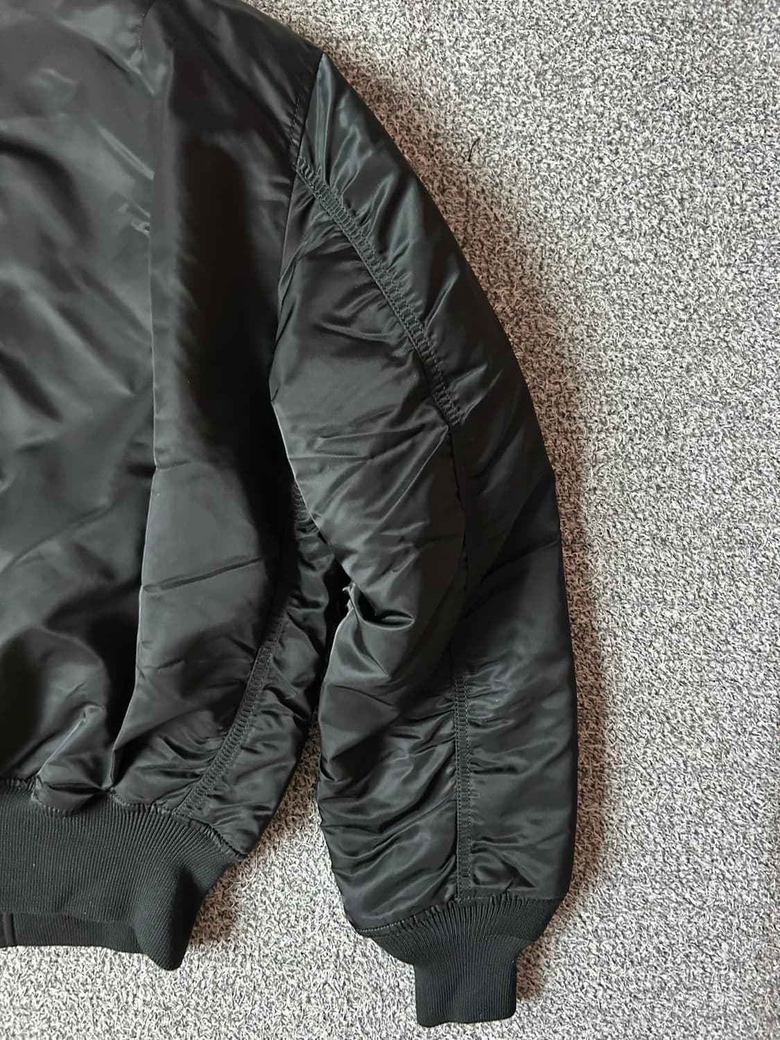 [상태최상] 알파인더스트리 MA-1 블랙 M / 건메탈 라이닝 상품이미지6