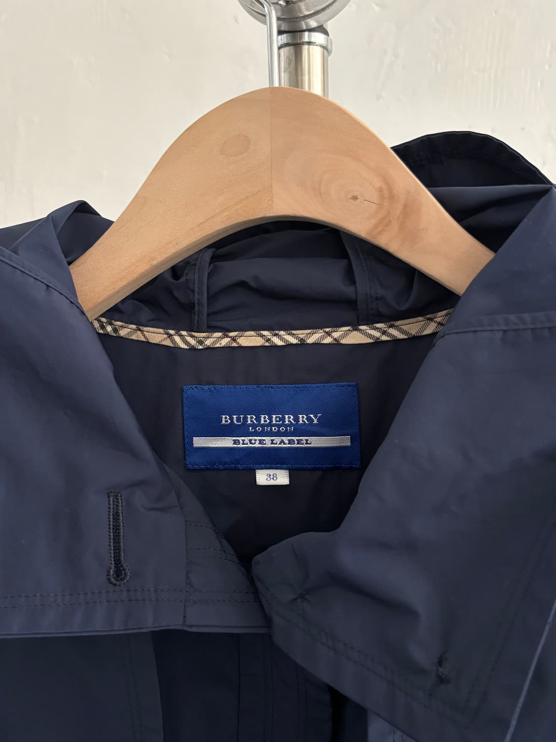 Burberry 버버리 블루라벨 셔링 숏 트렌치 후드자켓 상품이미지3