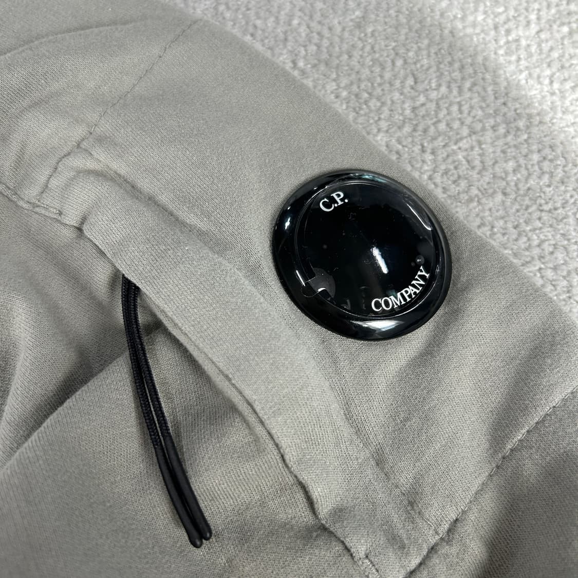 C.P. 컴퍼니 맨투맨 티셔츠 95-100 상품이미지3