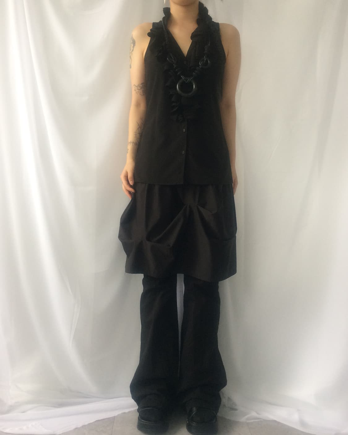 Ruffle point sleeveless 상품이미지1