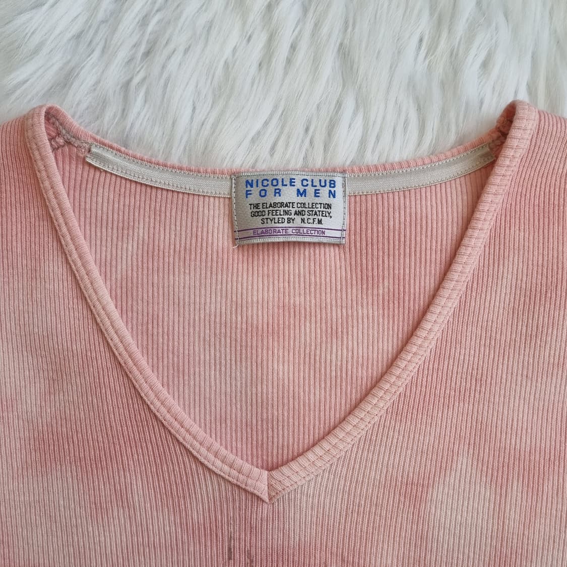 니콜 클럽 빈티지 프린트 브이넥 반팔 티셔츠 1959 상품이미지3