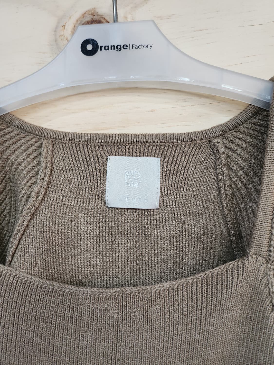 563) 님프 NYMPH 여성 스퀘어넥 니트 상품이미지4