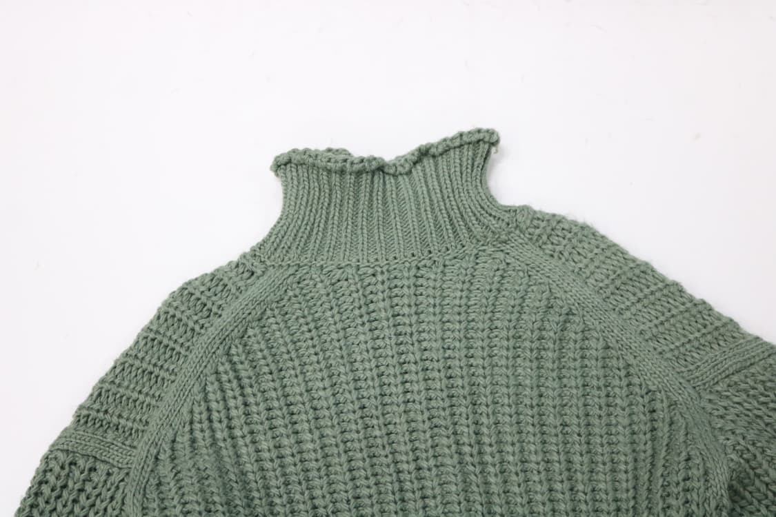 세이지 그린 청키 크롭 터틀넥 니트 상품이미지3