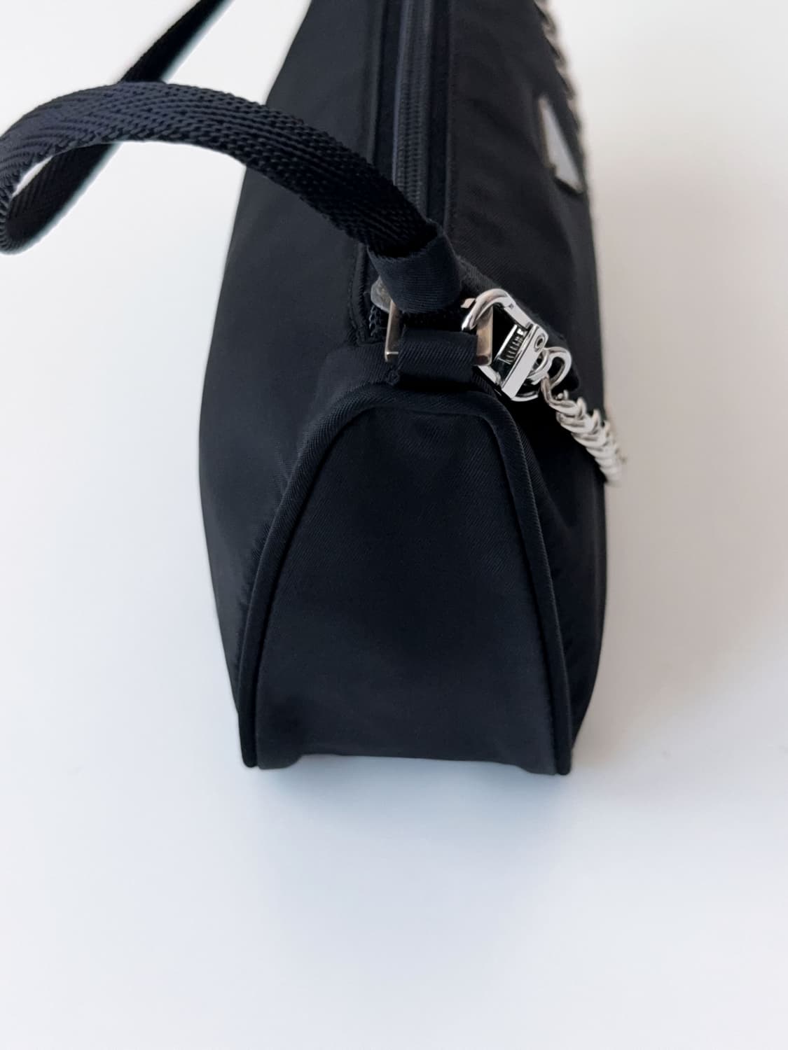 프라다 나일론 미니 숄더백 상품이미지4