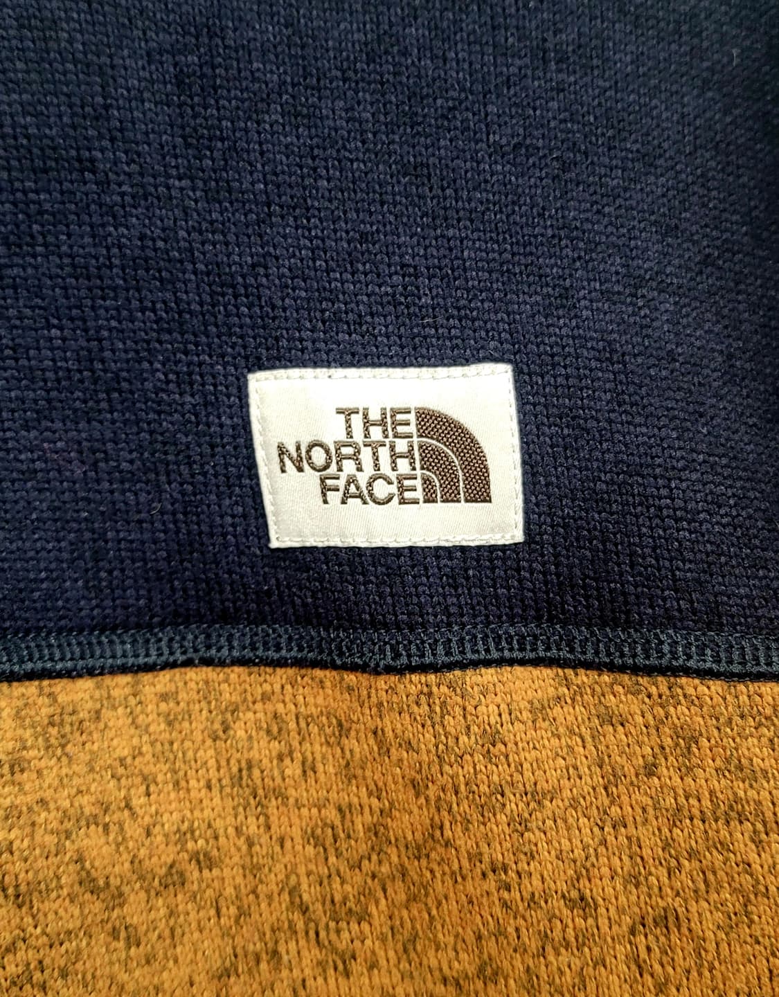 노스페이스(해외) 풀오버 고든 라이온 쉐르파 쿼터지퍼 티셔츠 판매 상품이미지6