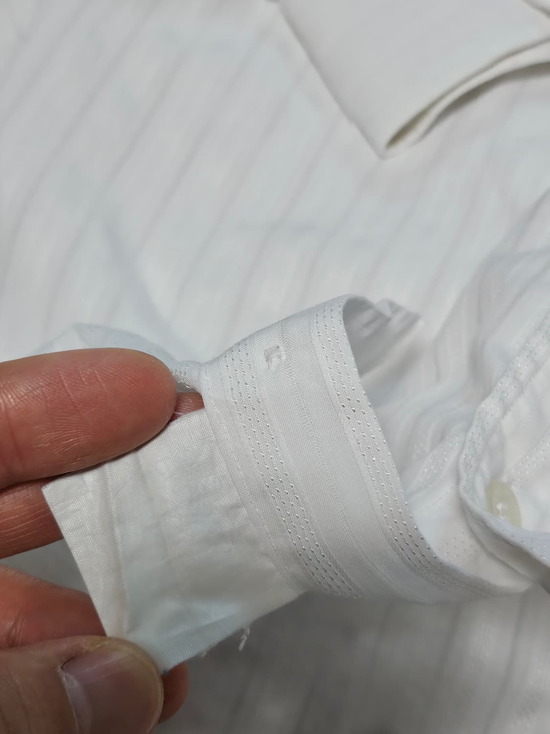 발렌시아가 히든로고 스트라이프 셔츠 95 상품이미지6