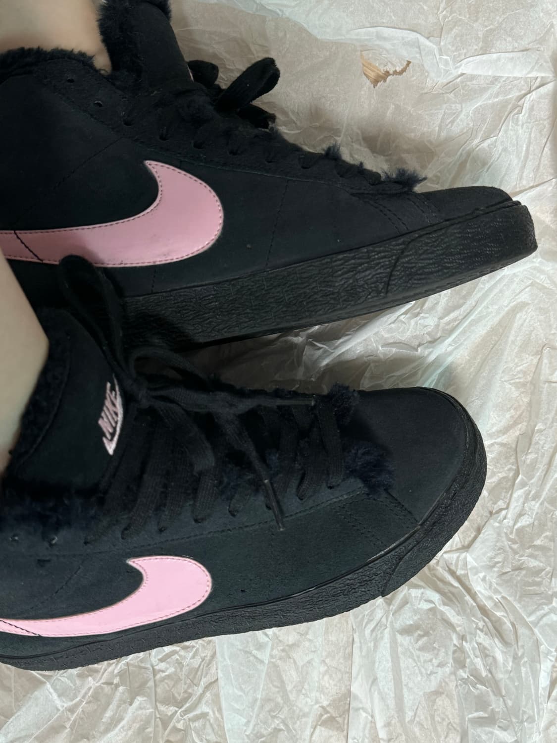 nike black fur shoes 상품이미지7