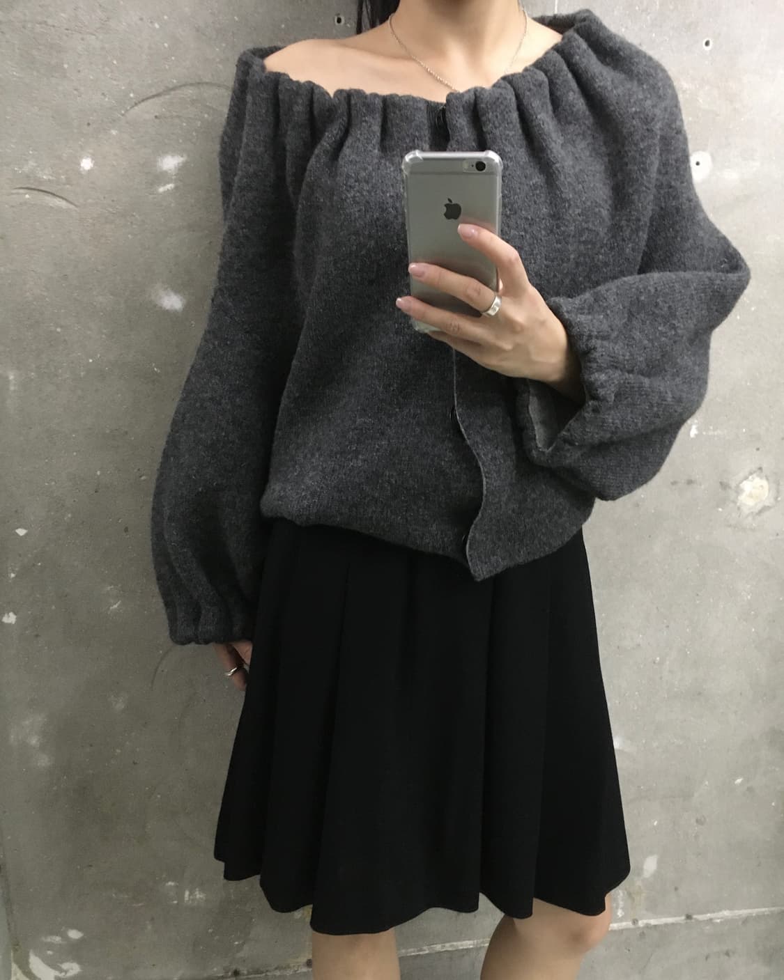 Prada 프라다 챠콜 와이드 캐시미어 숄 가디건  상품이미지2
