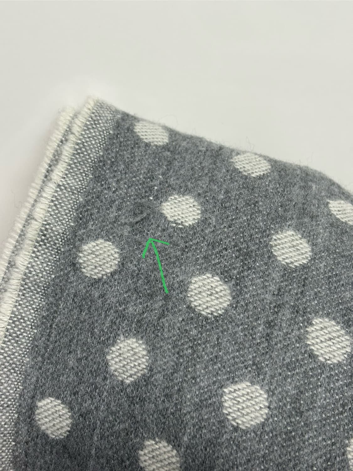 리버시블 도트 머플러 상품이미지7