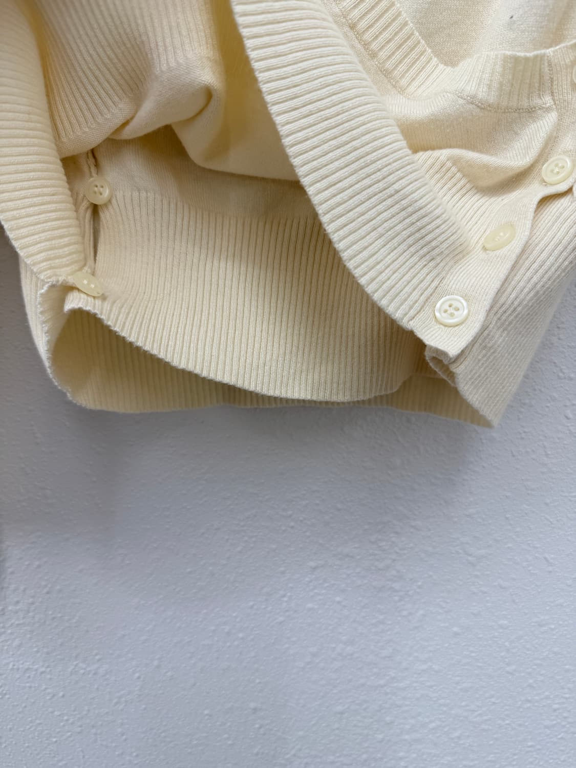 빈티지 Hushush 아이보리 레이어드 단추 니트 가디건 상품이미지5