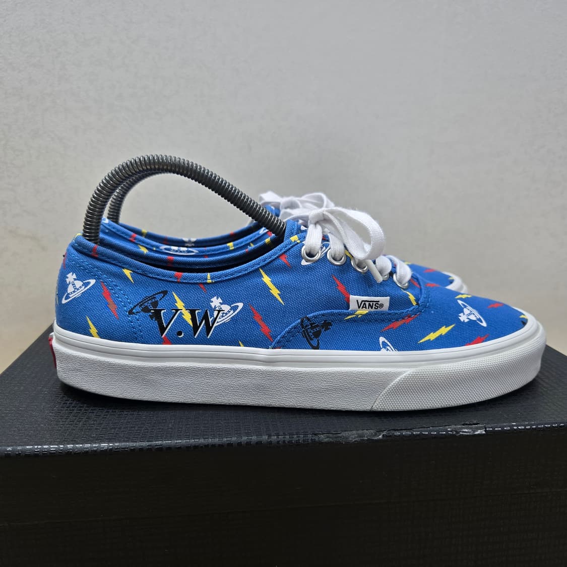 255 반스 어센틱 x 비비안웨스트우드 블루 상품이미지6