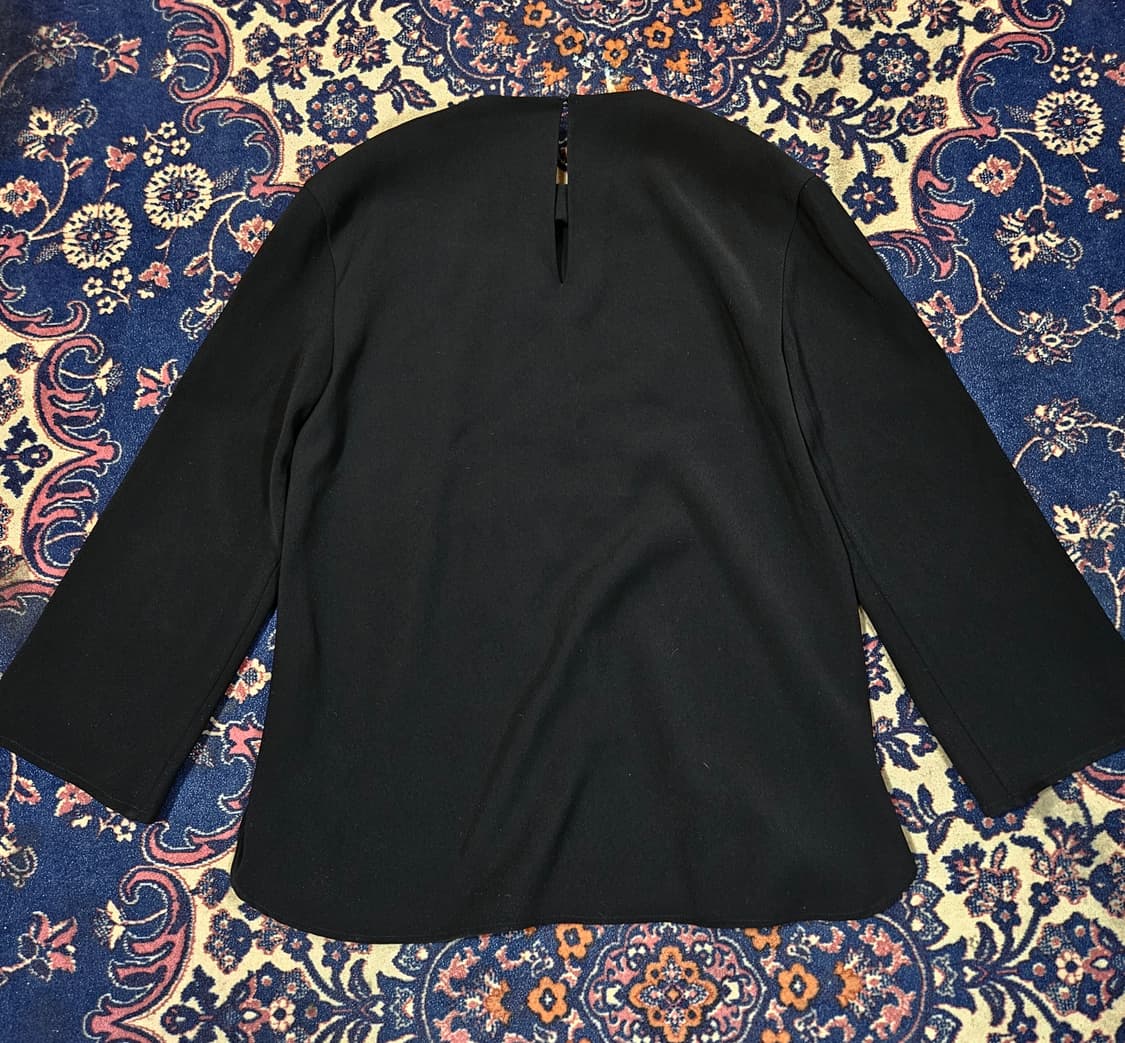 오르(ORR) 블랙 트임 블라우스 S 상품이미지2