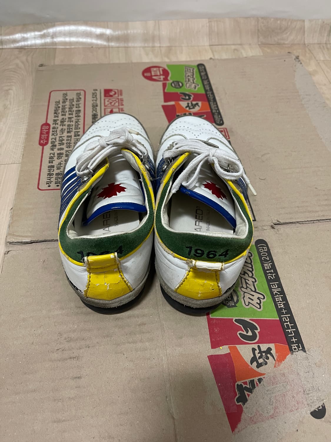 디스퀘어드2 빈티지 스니커즈 상품이미지2