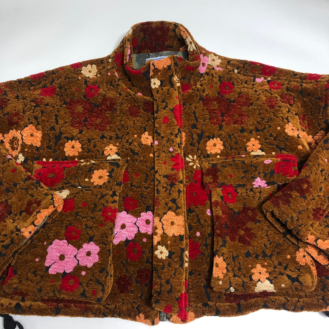 Kimchi Blue 오스틴 플라워 크롭 점퍼 M 상품이미지4