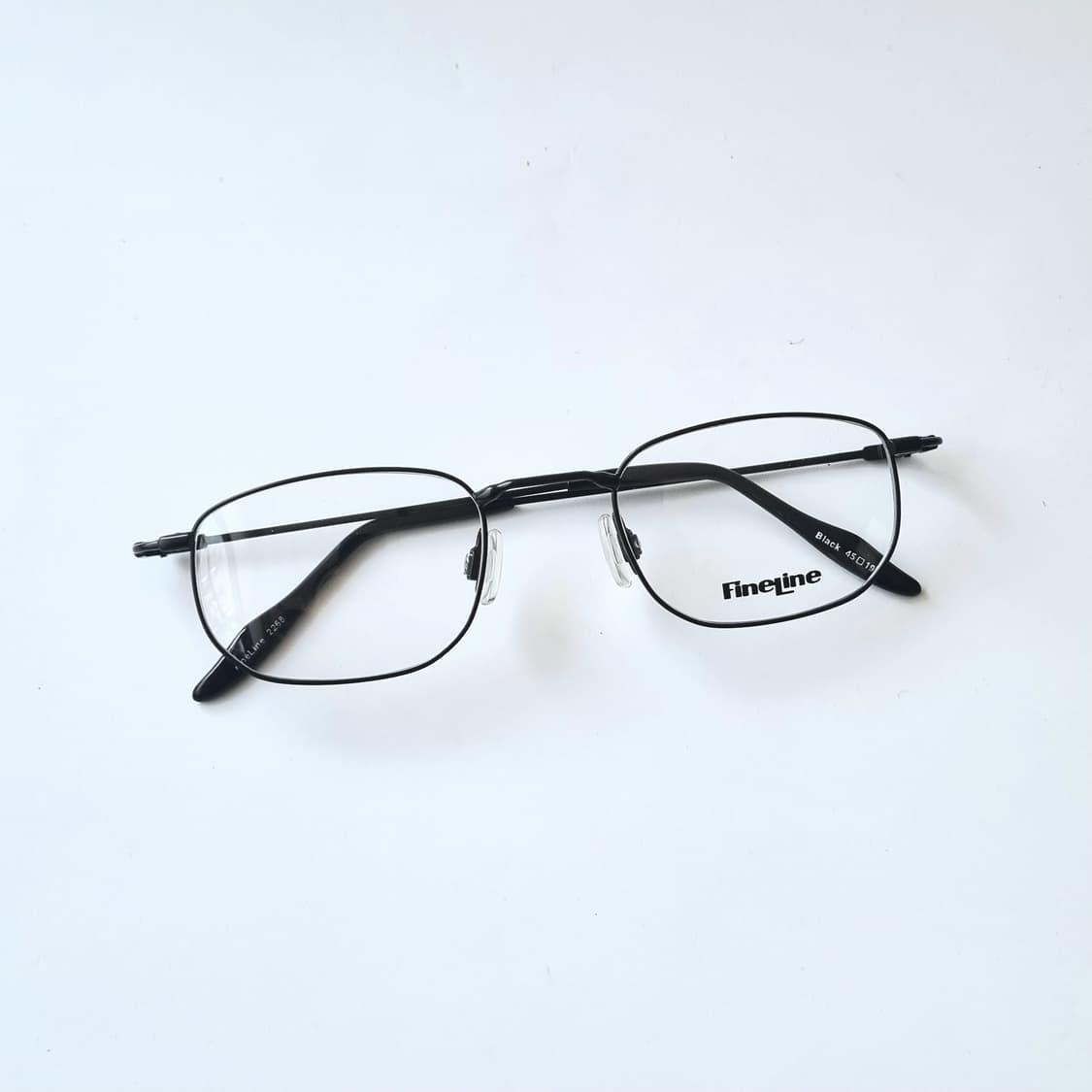 데드스탁 클래식의 정석 스퀘어메탈 안경테 554 상품이미지1