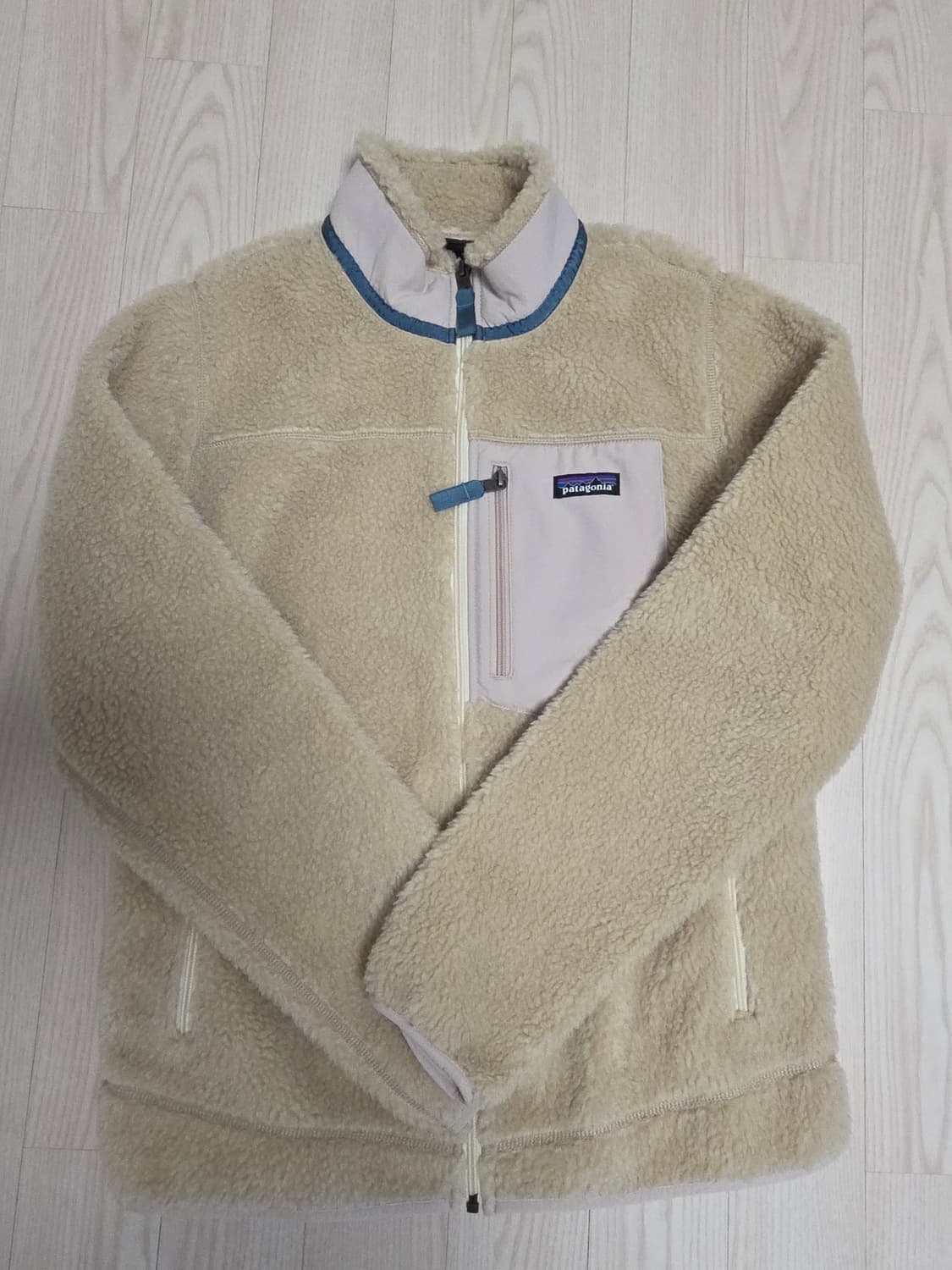 파타고니아 레트로-X 다크내츄럴 우먼 L 상품이미지1