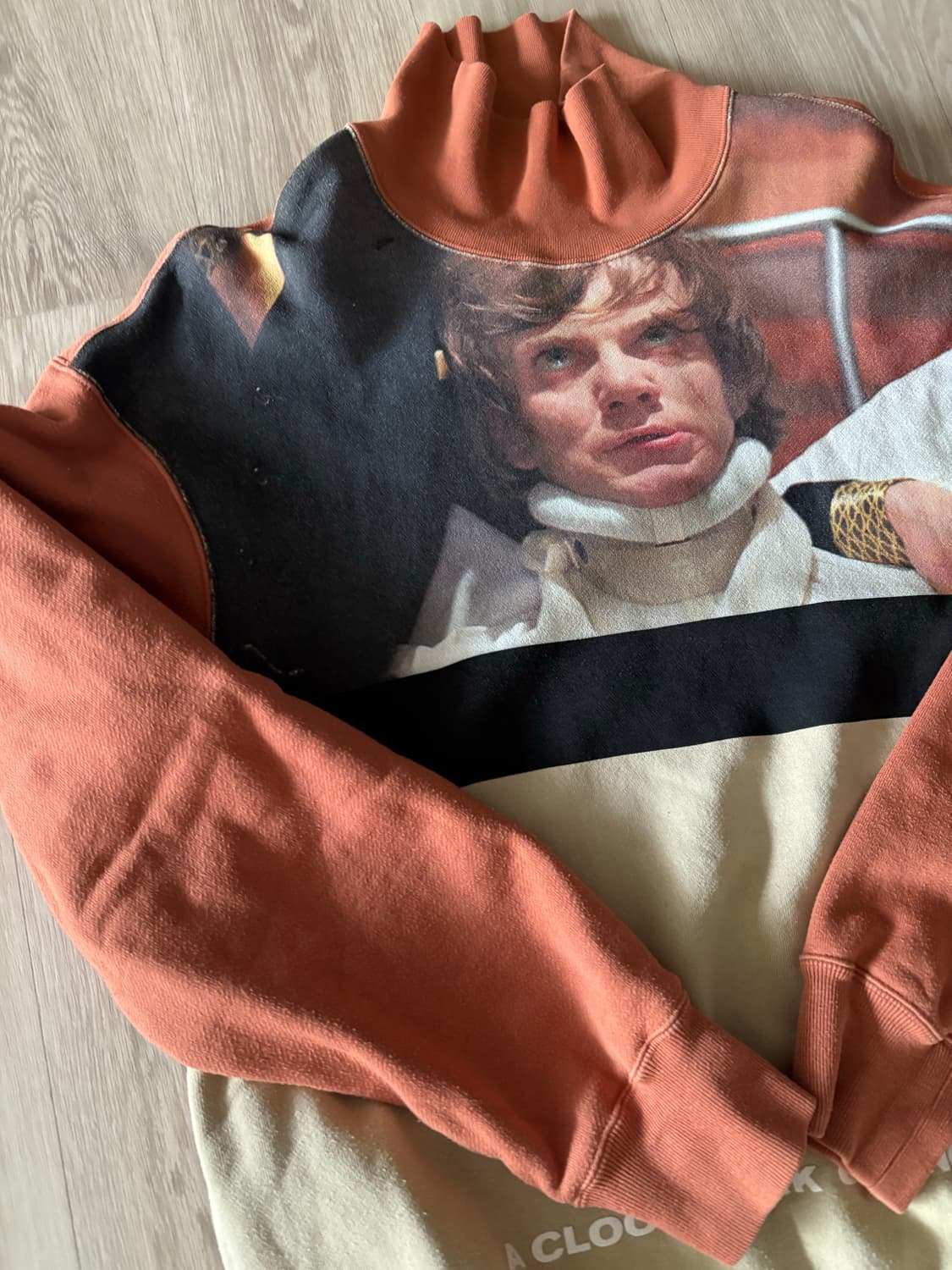 언더커버 19aw 시계태엽 오렌지 스웻 셋업 상품이미지4