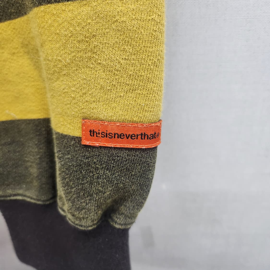 디스이즈네버댓 로고 스트라이프 오버핏 맨투맨 L(3XL) 상품이미지4