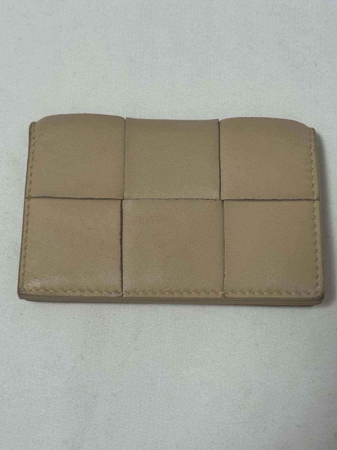 보테가베네타 카세트플랩 카드지갑 상품이미지1