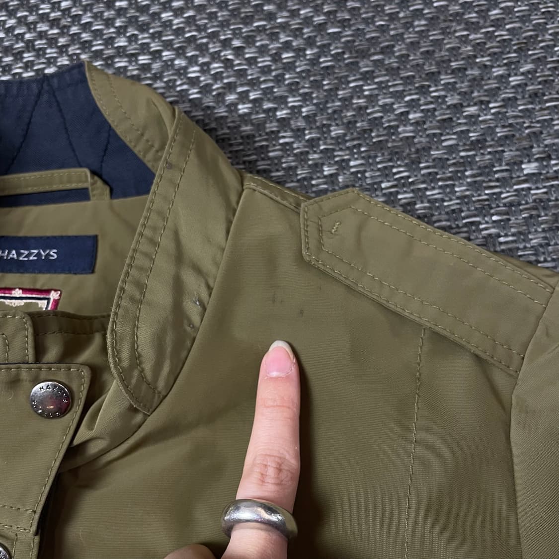 헤지스 카키 멀티포켓 폴리 자켓 상품이미지6