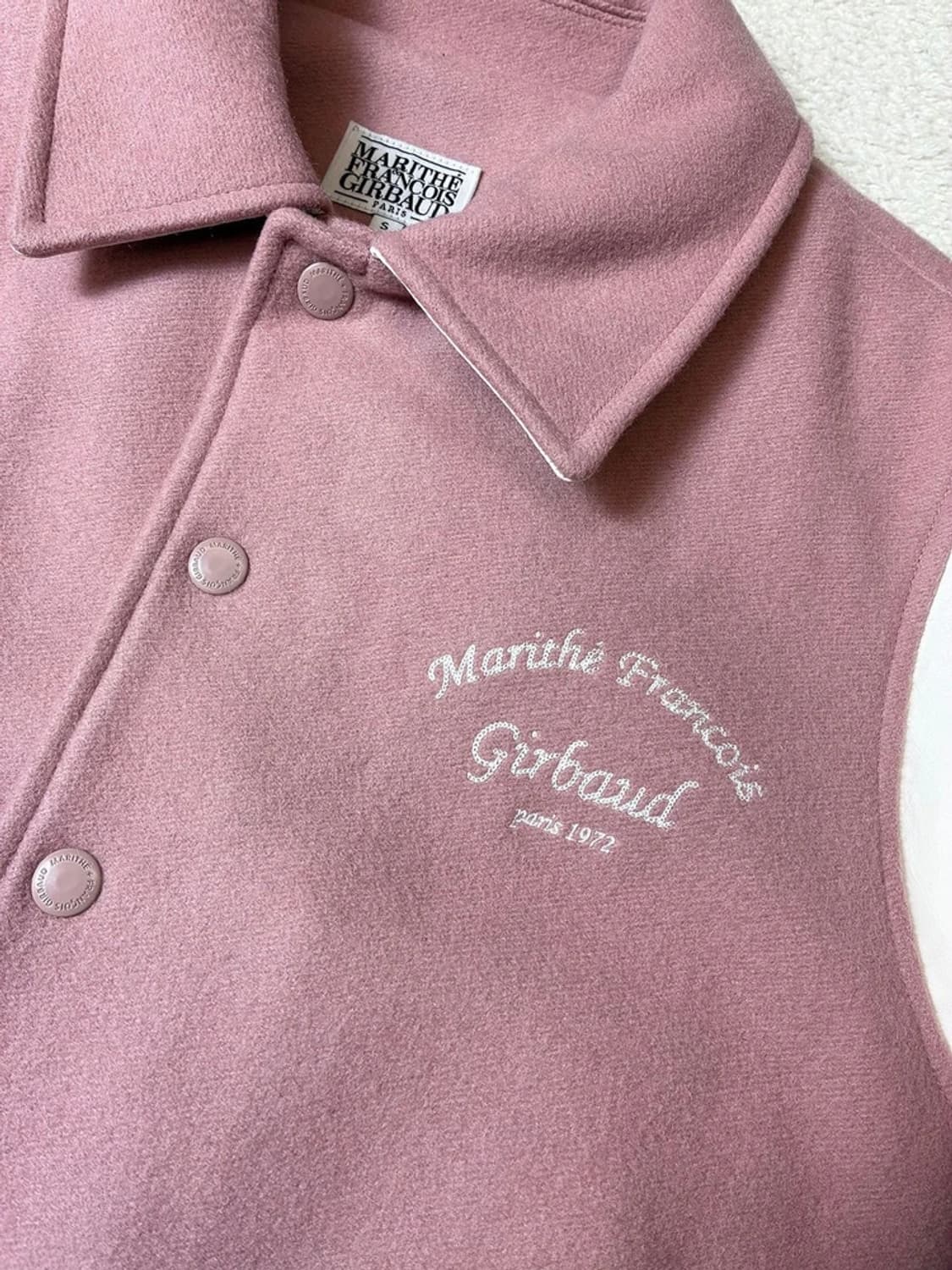 마리떼프랑소와저버 핑크 스냅버튼 크롭 바시티 자켓 PN7635 상품이미지3