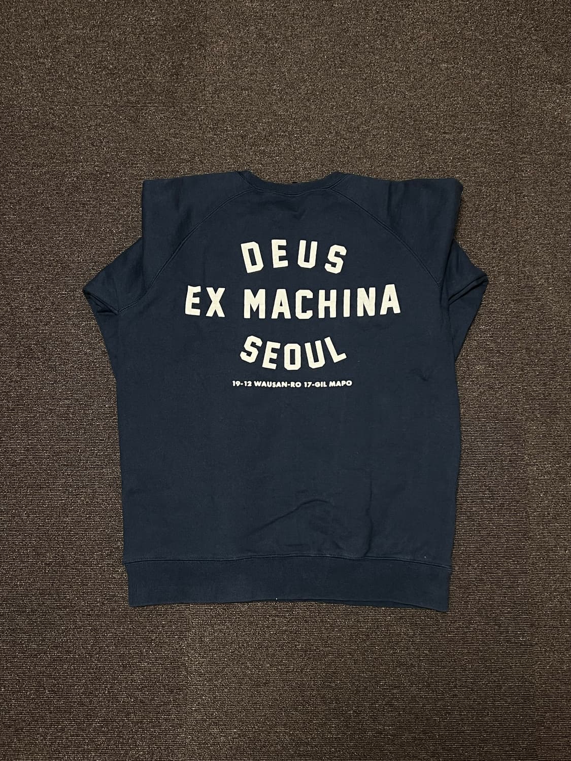 데우스 맨투맨 상품이미지2