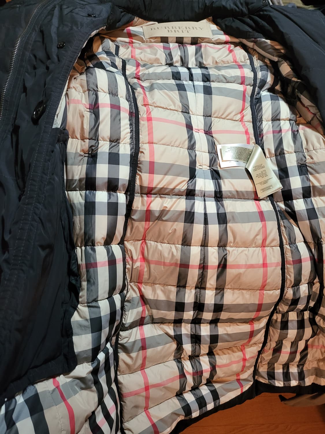 버버리 여성 폭스 후드 롱패딩 상품이미지3