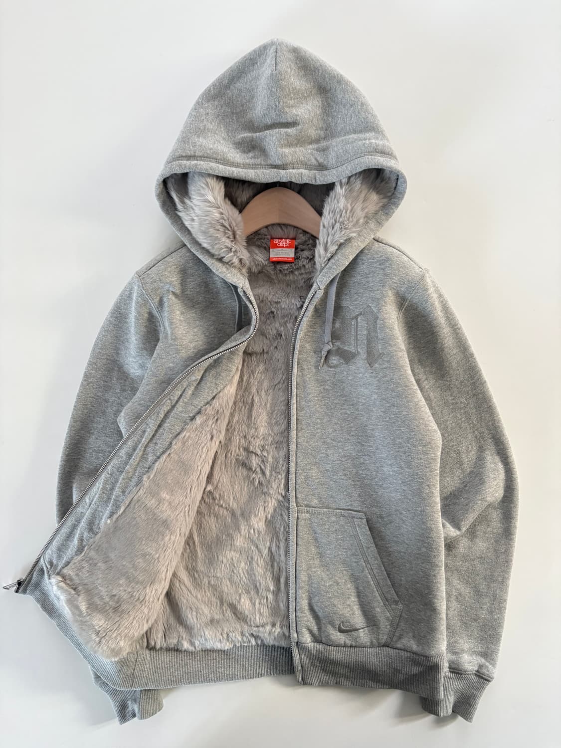 Nike 나이키 퍼안감 그레이컬러 후드집업 상품이미지1